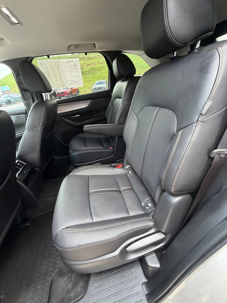 Certified 2025 MAZDA CX-90 Plug-In Hybrid w/ Preferred AWD/4WD image 10