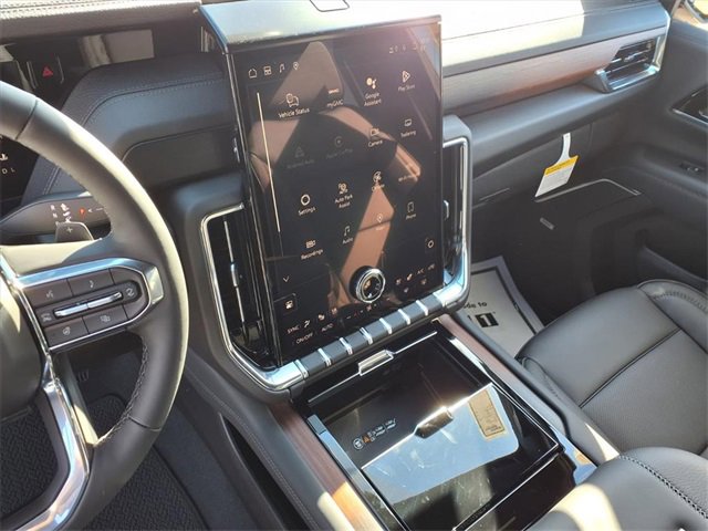 New 2026 GMC Yukon XL Denali w/ Sun & Power Step Package image 4