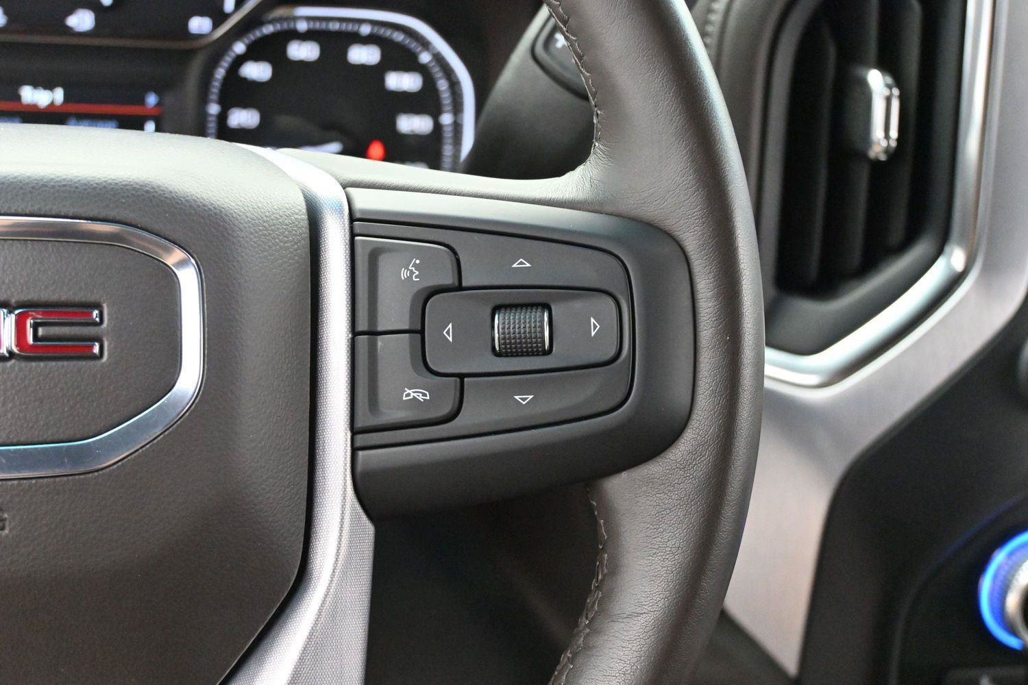 Used 2022 GMC Sierra 1500 SLT AWD/4WD image 16