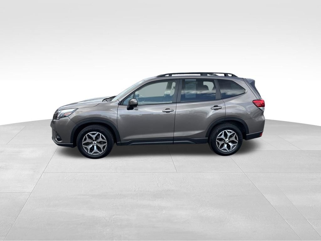 Certified 2023 Subaru Forester Premium image 30
