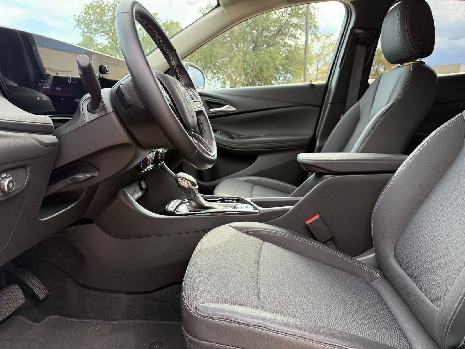 Used 2026 Buick Encore GX Preferred FWD image 27