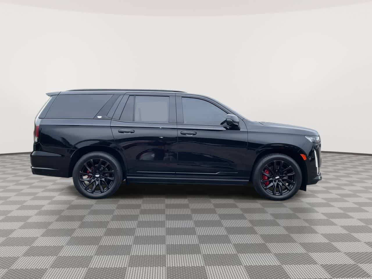 Certified 2022 Cadillac Escalade Sport Platinum w/ LPO, ONYX Package AWD/4WD image 9