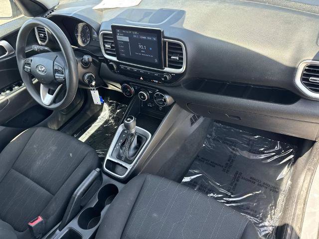 Used 2021 Hyundai Venue SE FWD image 30