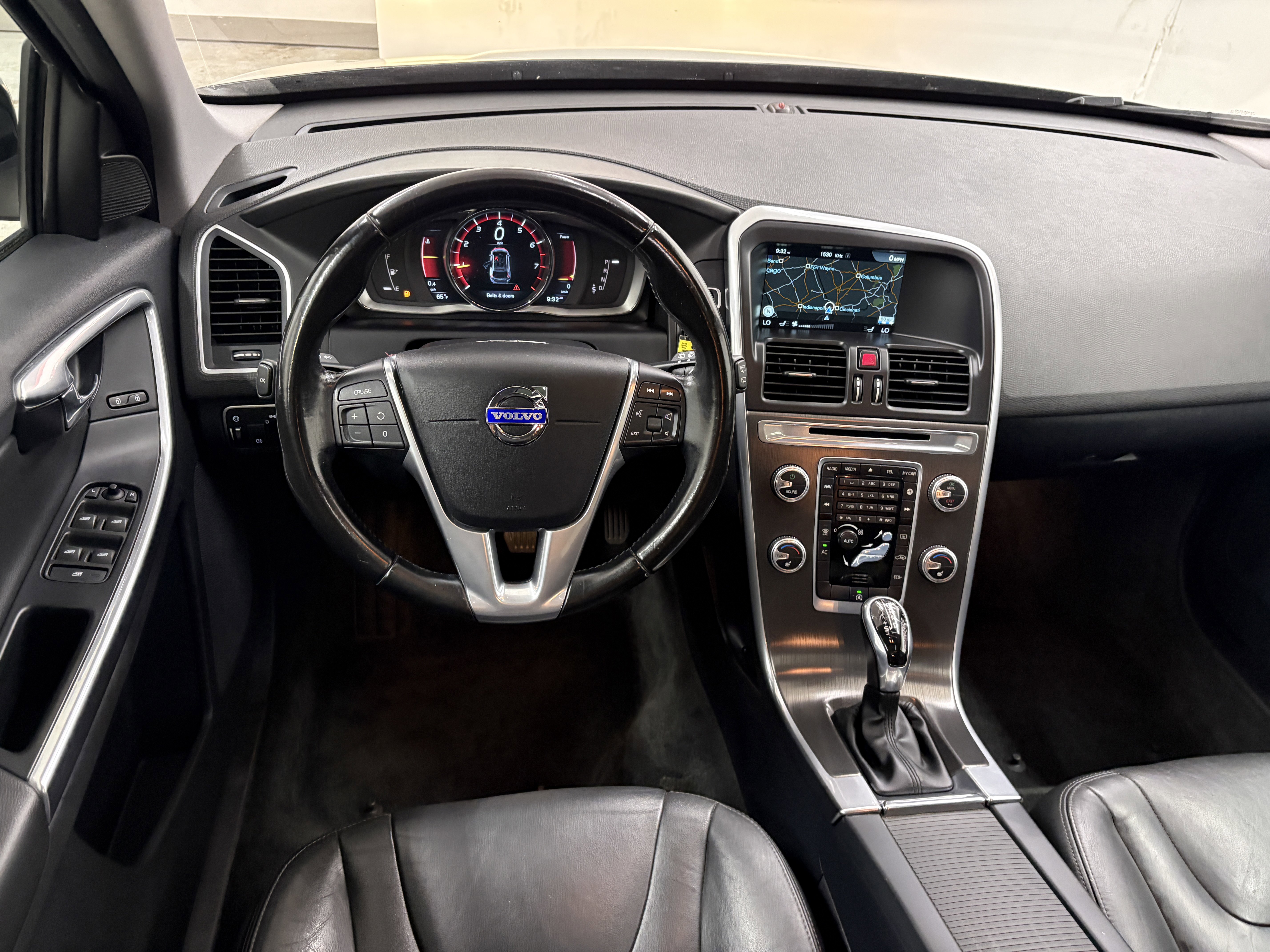 Used 2016 Volvo XC60 T5 Premier FWD image 10