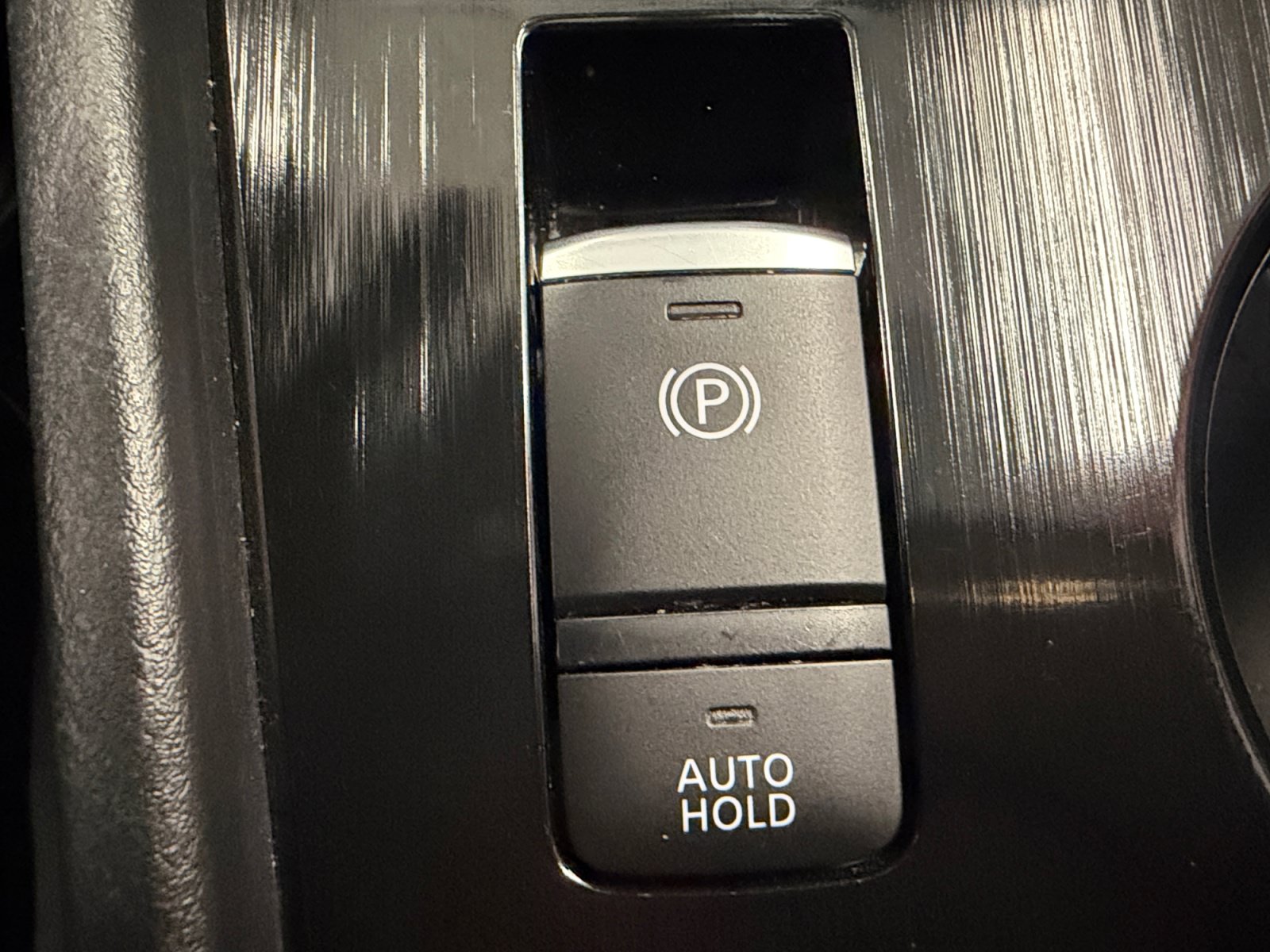 Used 2024 Nissan Rogue SV FWD image 37