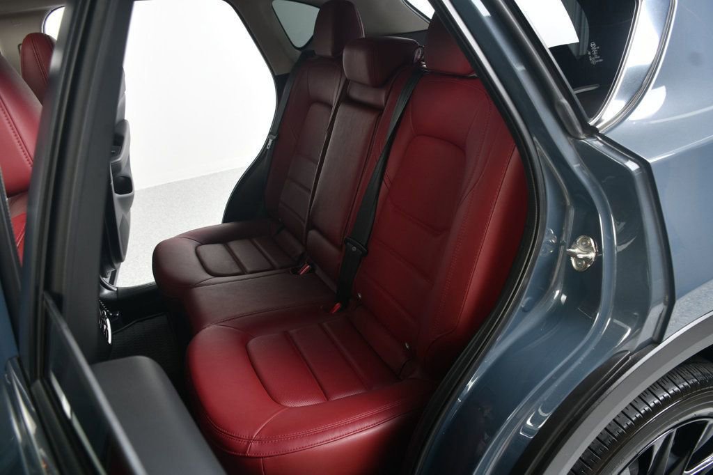 Used 2022 MAZDA CX-5 Carbon Edition image 33