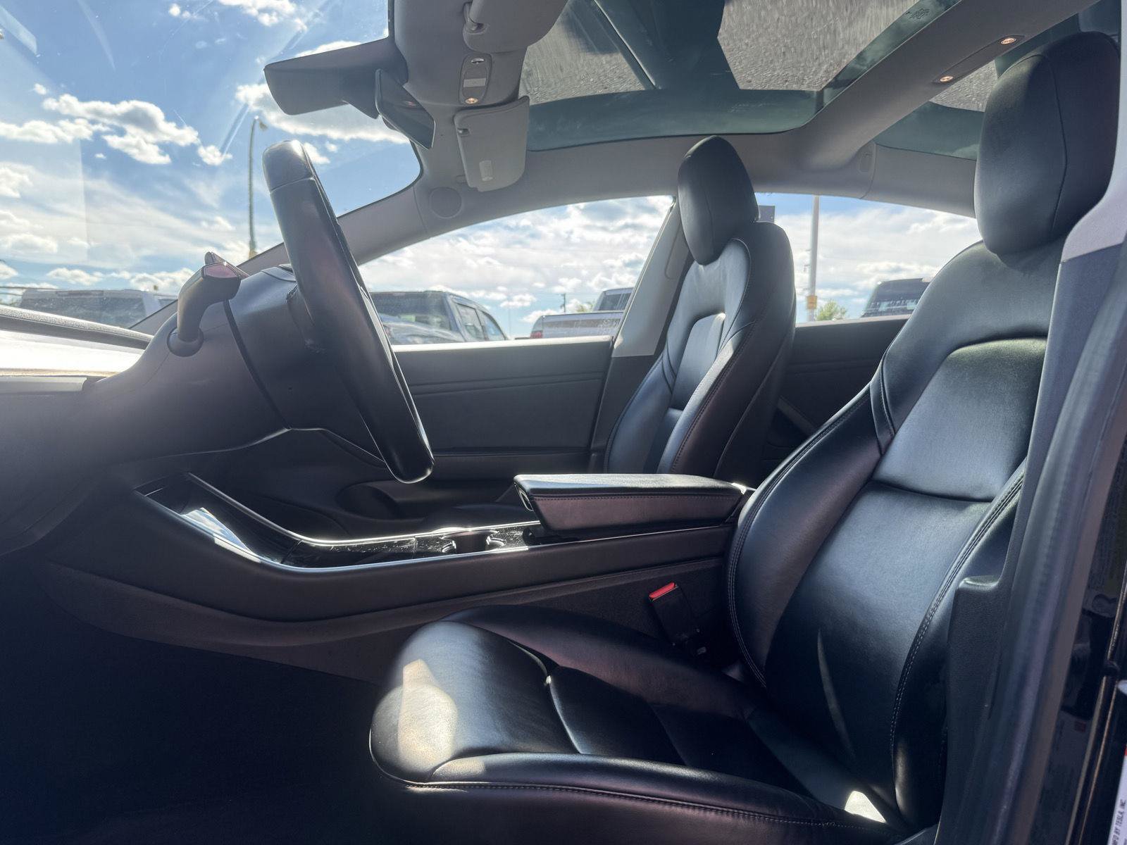 Used 2018 Tesla Model 3 Long Range AWD/4WD image 15