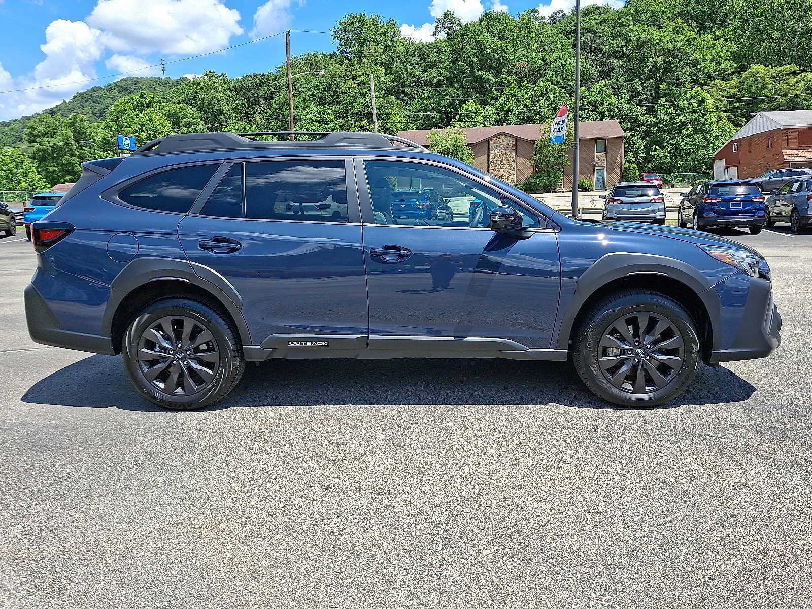 Used 2025 Subaru Outback Onyx Edition AWD/4WD image 7