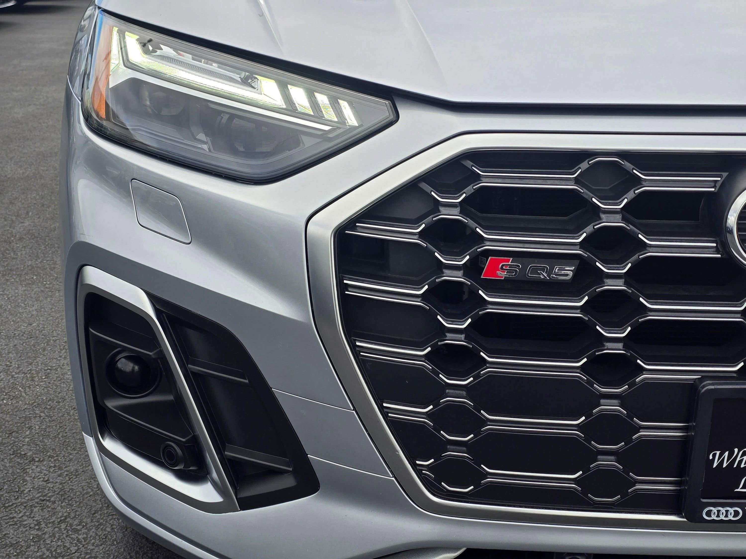 Used 2023 Audi SQ5 Prestige w/ Prestige Package image 33