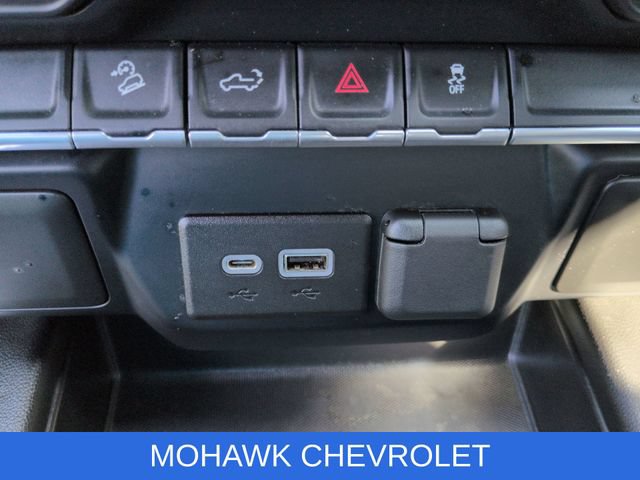 Certified 2022 Chevrolet Silverado 1500 LT Trail Boss w/ Bed Protection Package AWD/4WD image 36