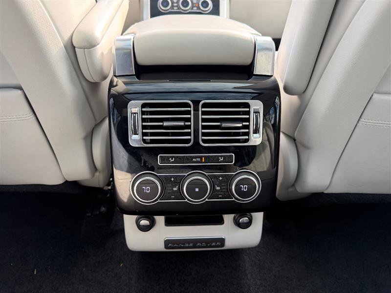 Used 2014 Land Rover Range Rover HSE AWD/4WD image 30