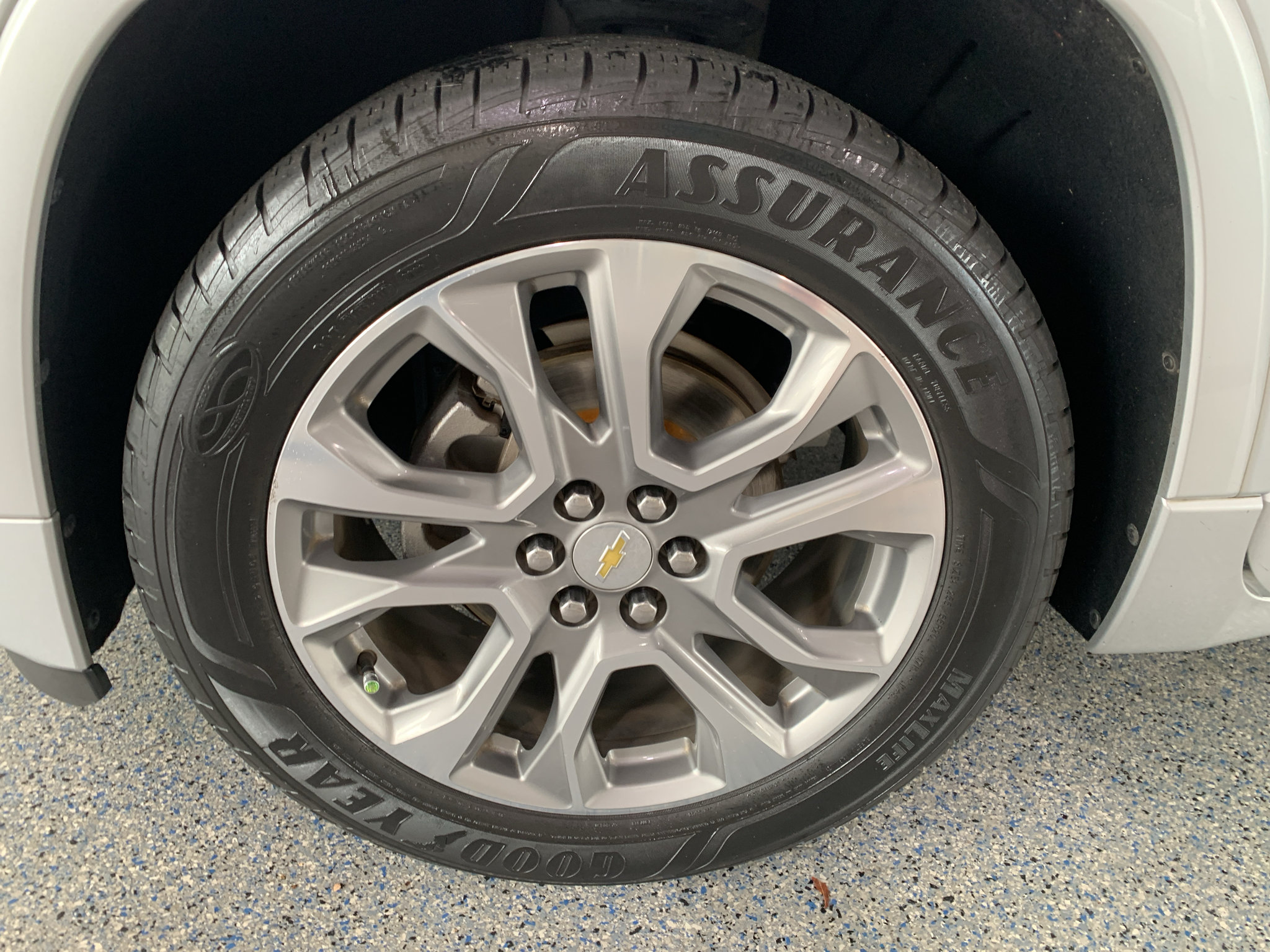 Used 2019 Chevrolet Traverse Premier w/ Driver Confidence II Package FWD image 30