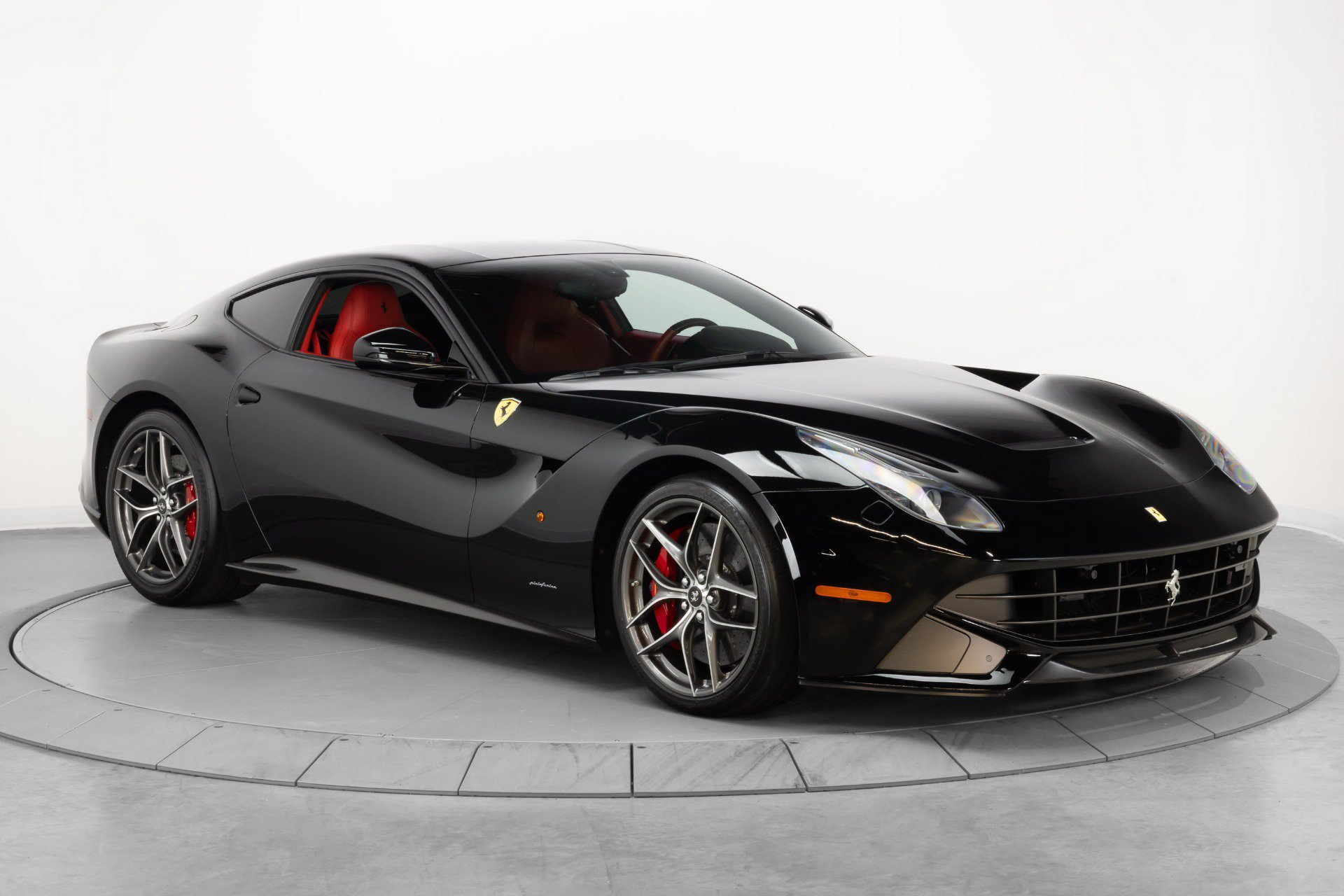 Certified 2014 Ferrari F12 Berlinetta RWD image 10