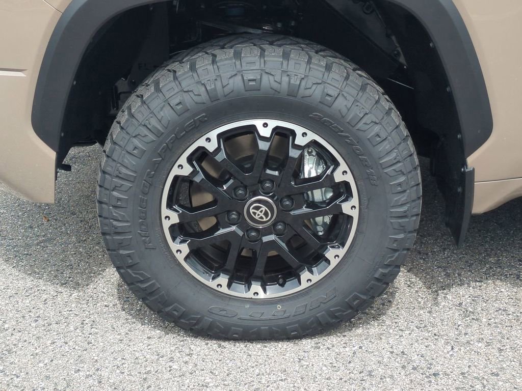 New 2026 Toyota Tundra SR5 image 11
