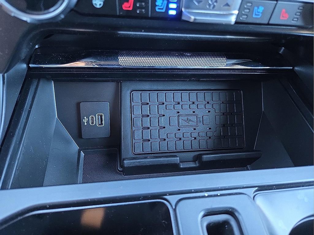 New 2025 Ford F150 Platinum w/ FX4 Off-Road Package image 15