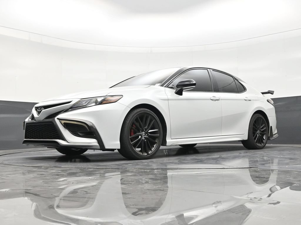 Used 2024 Toyota Camry XSE FWD image 21