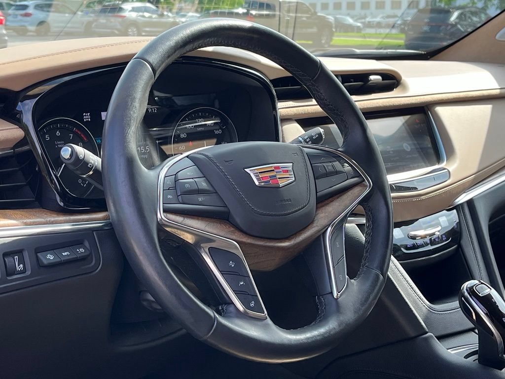 Used 2020 Cadillac XT5 Sportv w/ Platinum Package AWD/4WD image 17