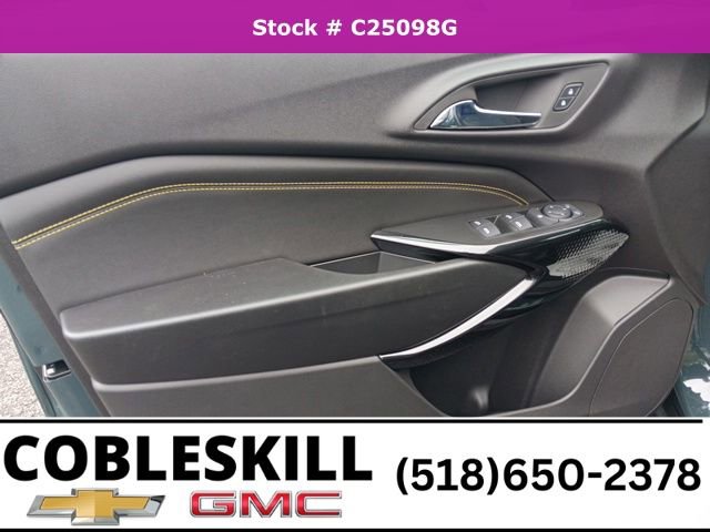 New 2025 Chevrolet Trax LT w/ Driver Confidence Package image 12