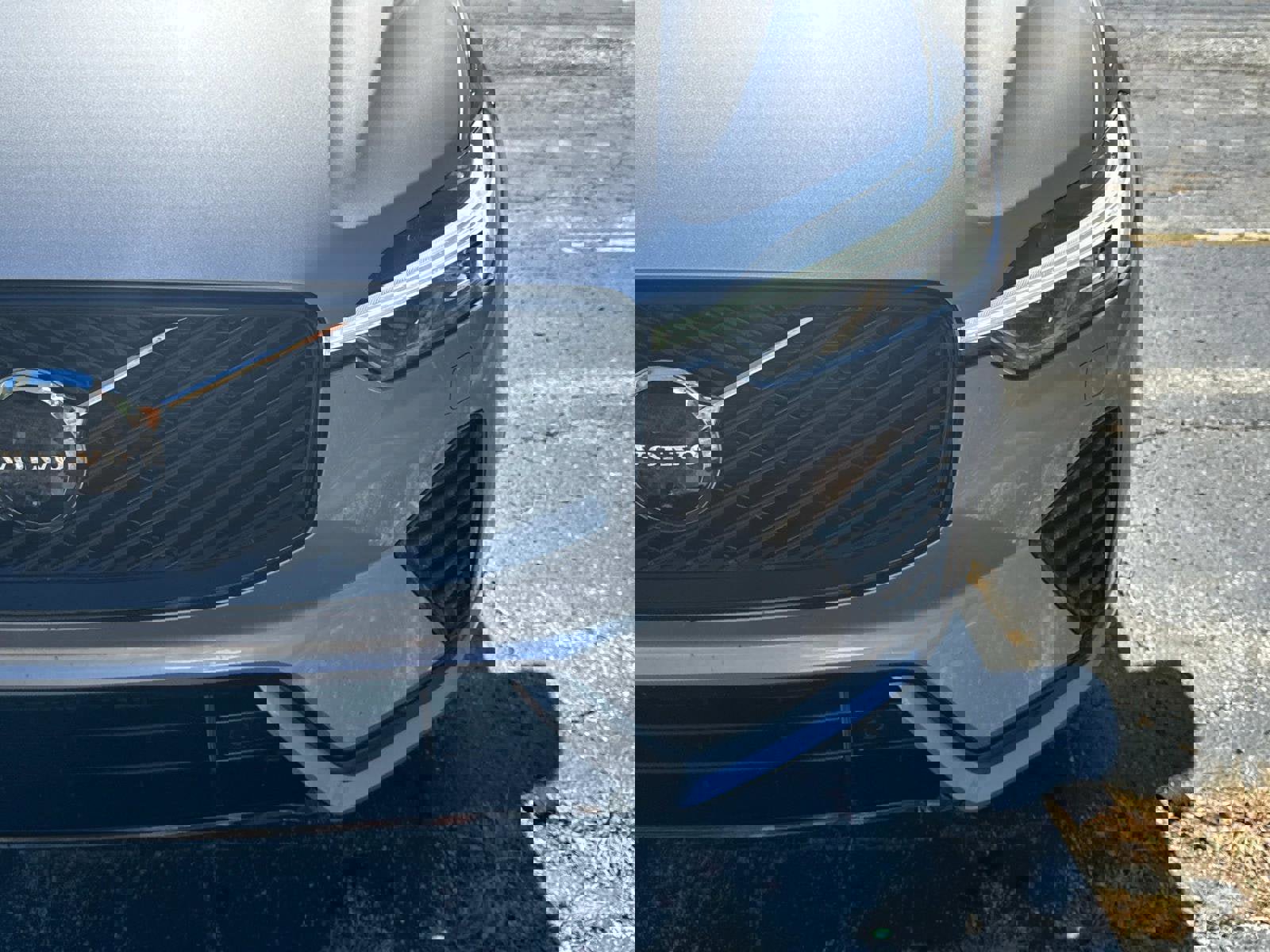 New 2026 Volvo XC60 B5 Ultra w/ Climate Package image 9