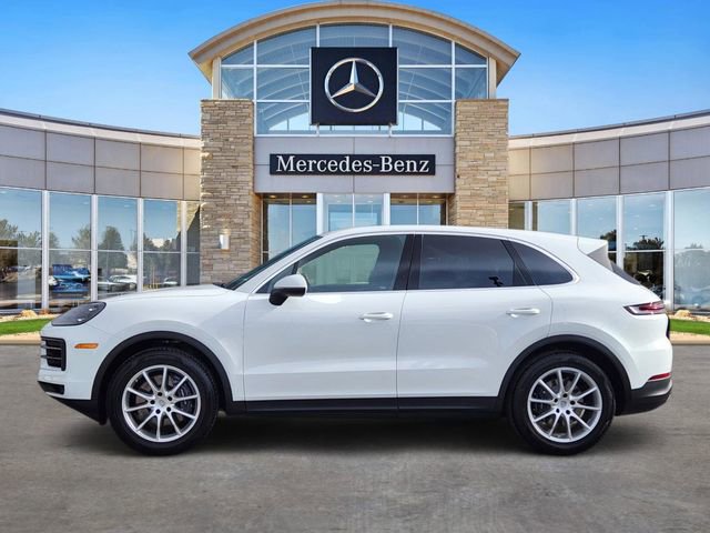 Used 2024 Porsche Cayenne image 2