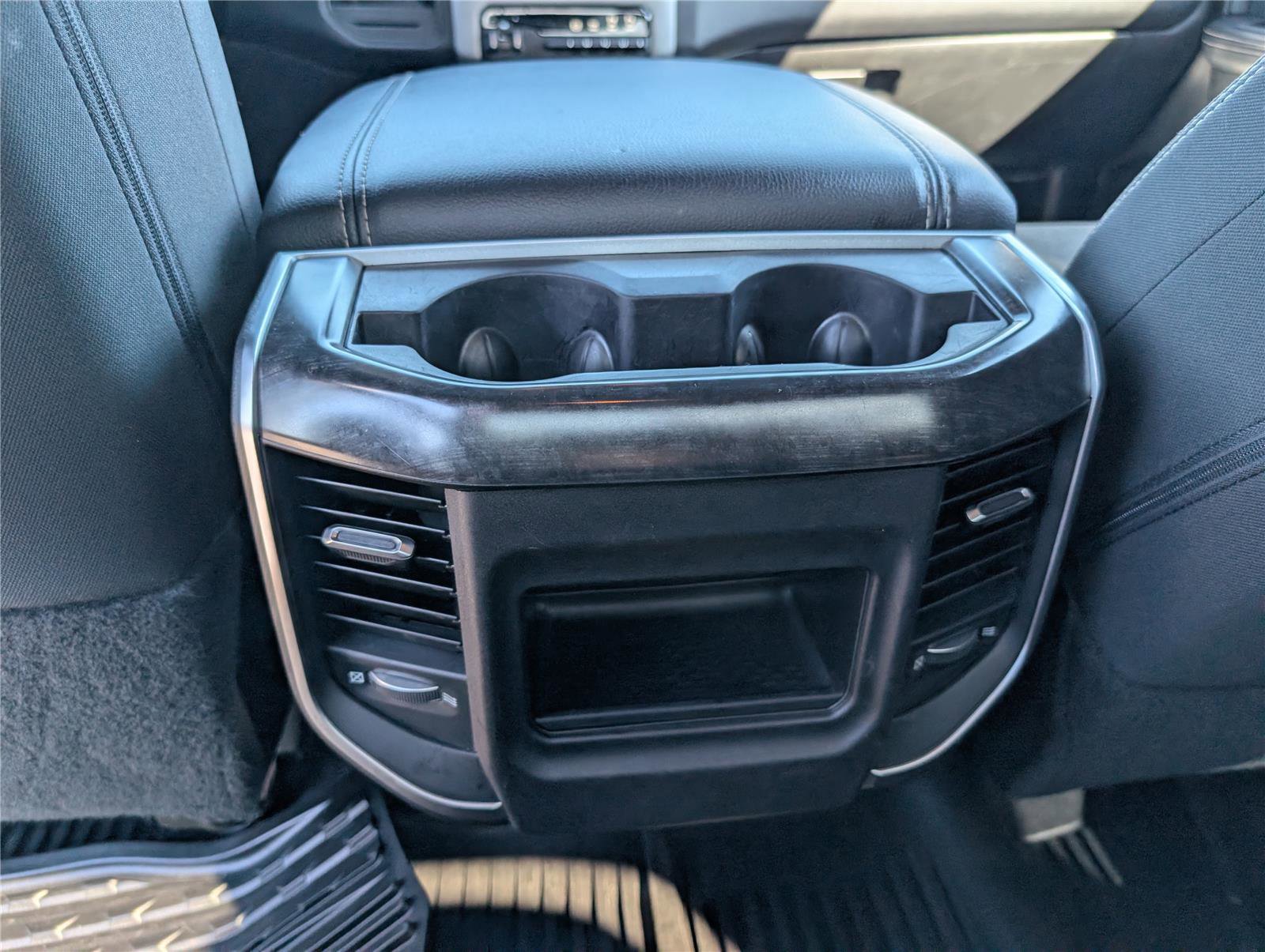 Used 2019 RAM 3500 Big Horn RWD image 18