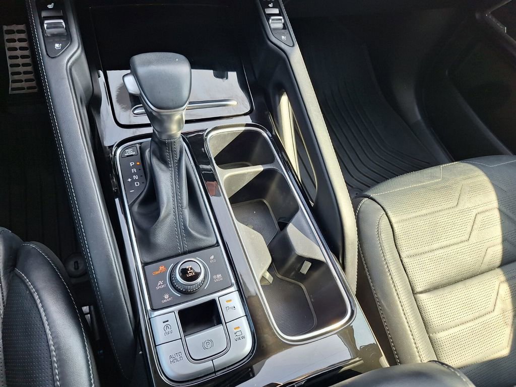 Used 2022 Kia Telluride SX w/ SX Prestige Package image 16