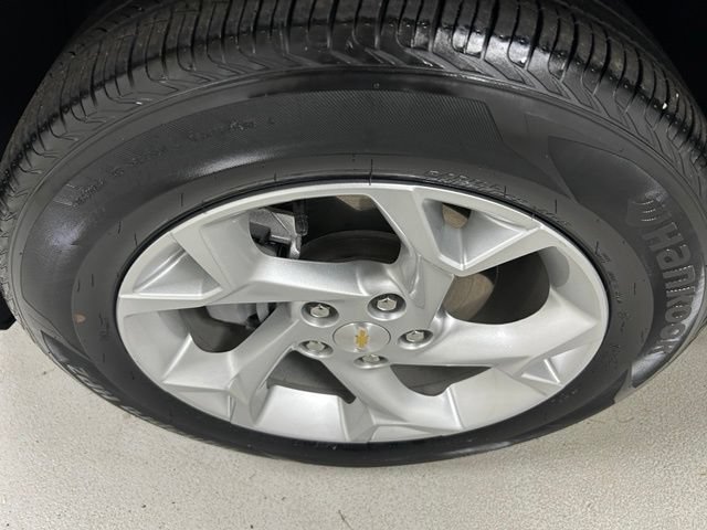 Used 2024 Chevrolet Trax LS w/ LS Convenience Package FWD image 9