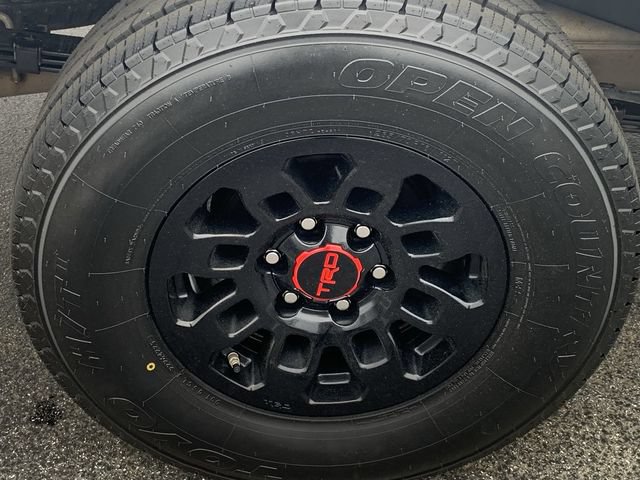 Certified 2023 Toyota Tacoma SR AWD/4WD image 33