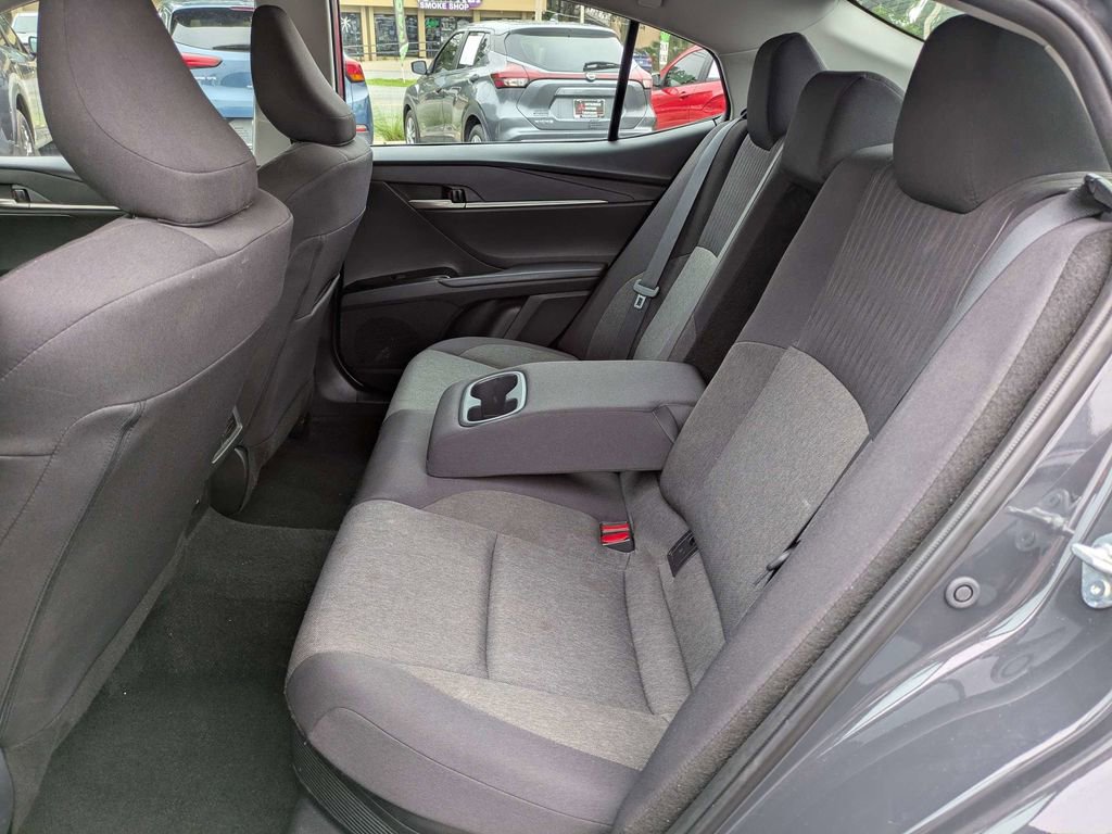 Used 2025 Toyota Camry LE FWD image 13