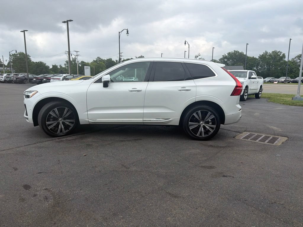 Used 2023 Volvo XC60 B5 Plus w/ Climate Package AWD/4WD image 6