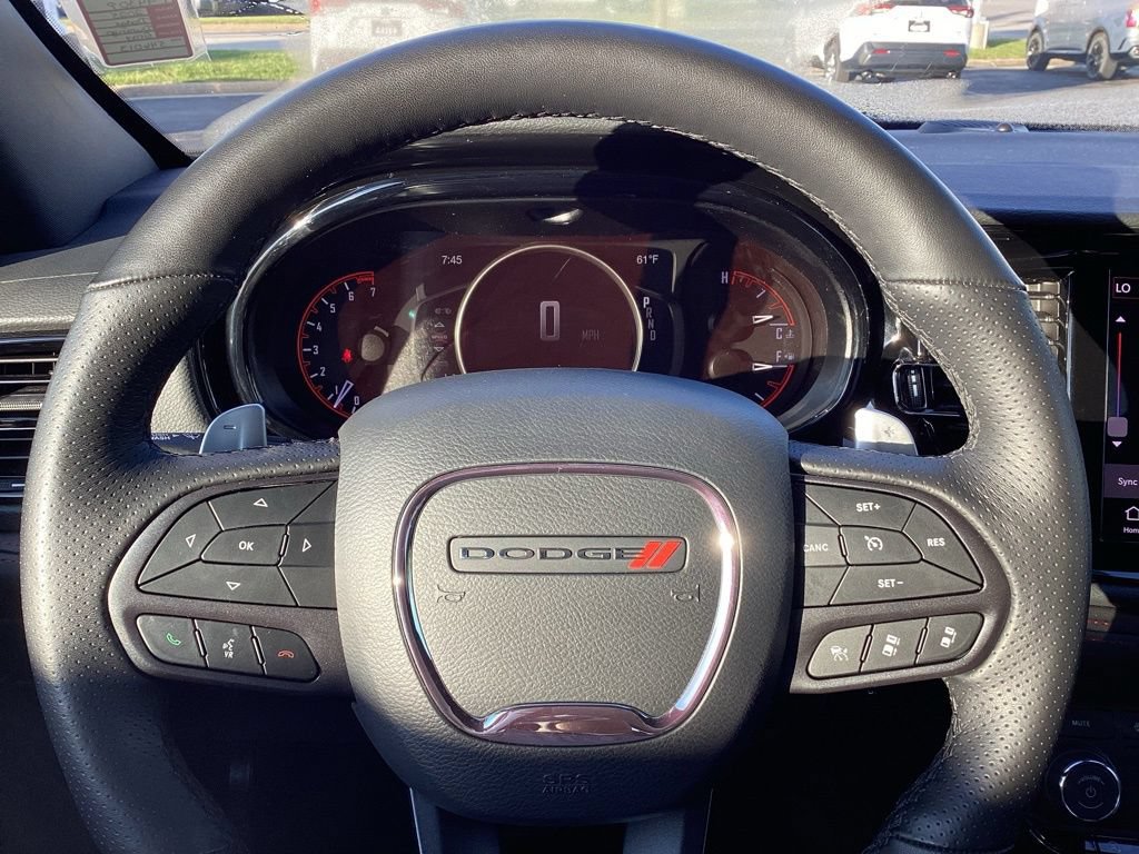 Used 2025 Dodge Durango GT AWD/4WD image 31