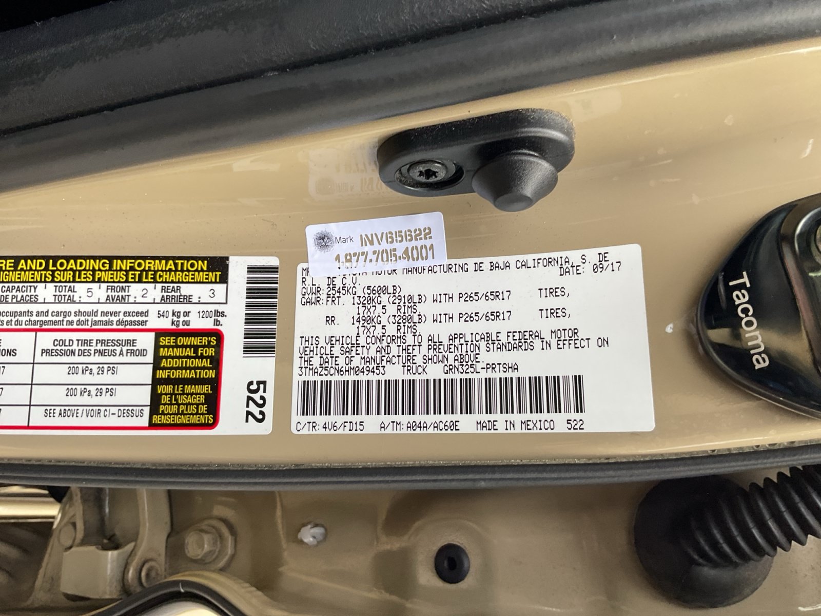 Used 2017 Toyota Tacoma TRD Sport w/ Tow Package RWD image 24