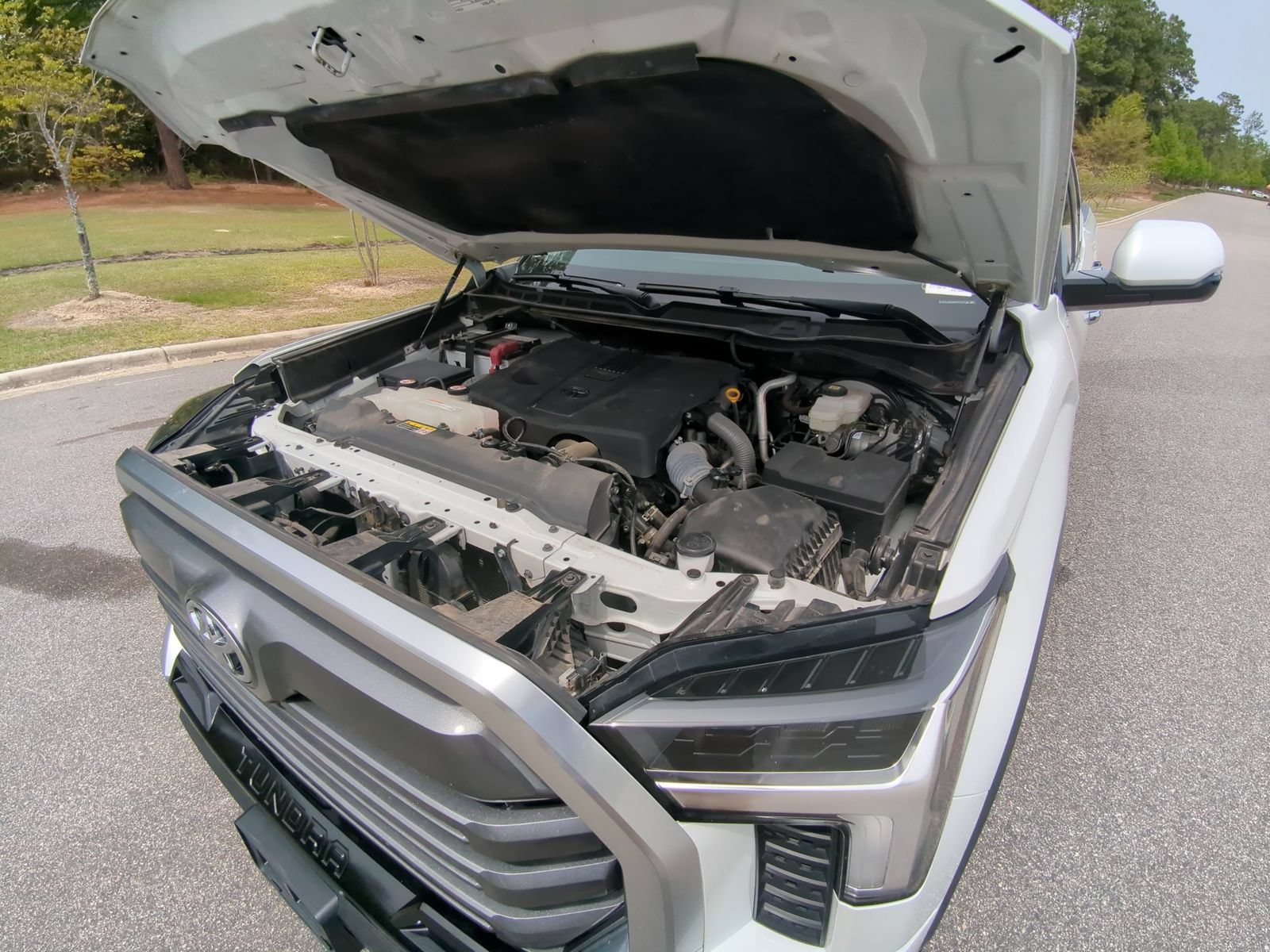 Used 2023 Toyota Tundra Limited w/ Power Package AWD/4WD image 36