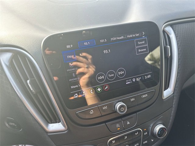 Used 2023 Chevrolet Malibu LT image 12