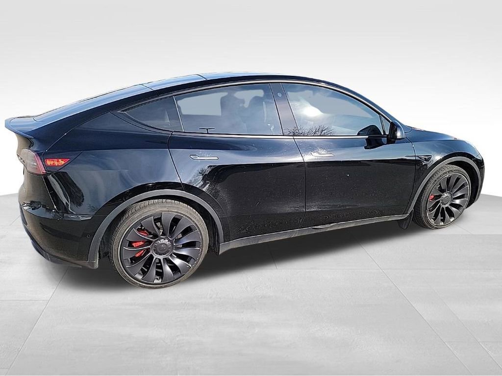 Used 2022 Tesla Model Y Performance image 17
