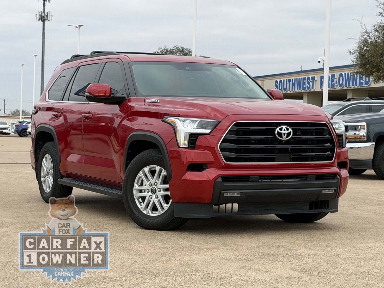 Used 2024 Toyota Sequoia SR5 image 2