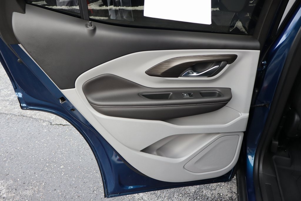 Used 2022 GMC Terrain SLE w/ Driver Convenience Package image 28