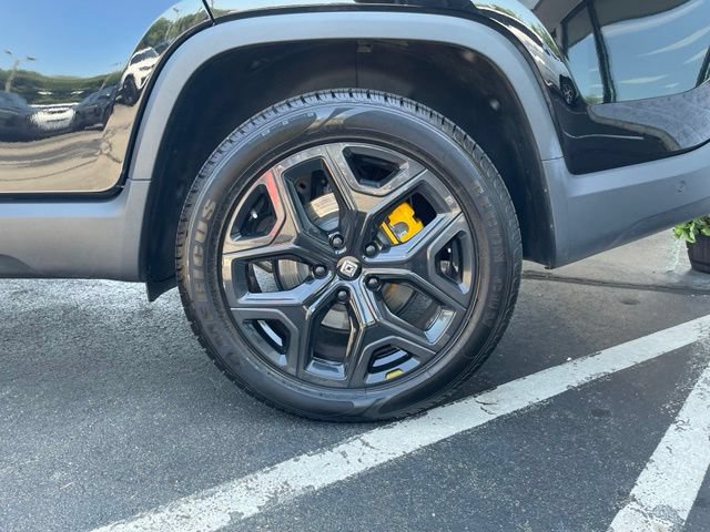 Used 2025 Rivian R1T Premium AWD/4WD image 37