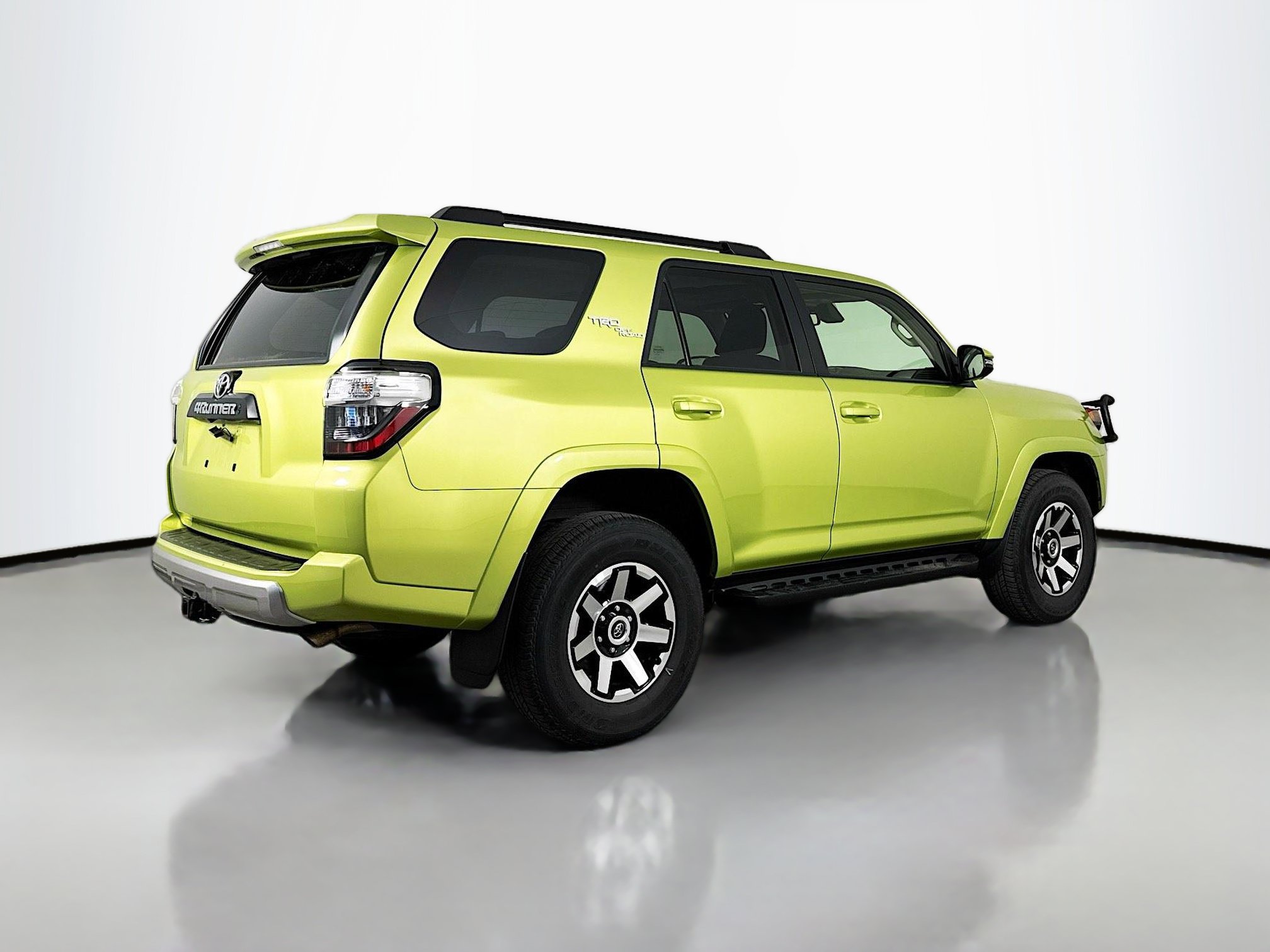 Certified 2023 Toyota 4Runner TRD Off-Road Premium w/ Off Road Premium Plus Package AWD/4WD image 7