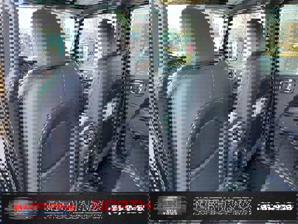Used 2022 Jeep Gladiator Overland image 16