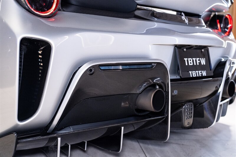 Used 2020 Ferrari 488 Pista Coupe RWD image 23
