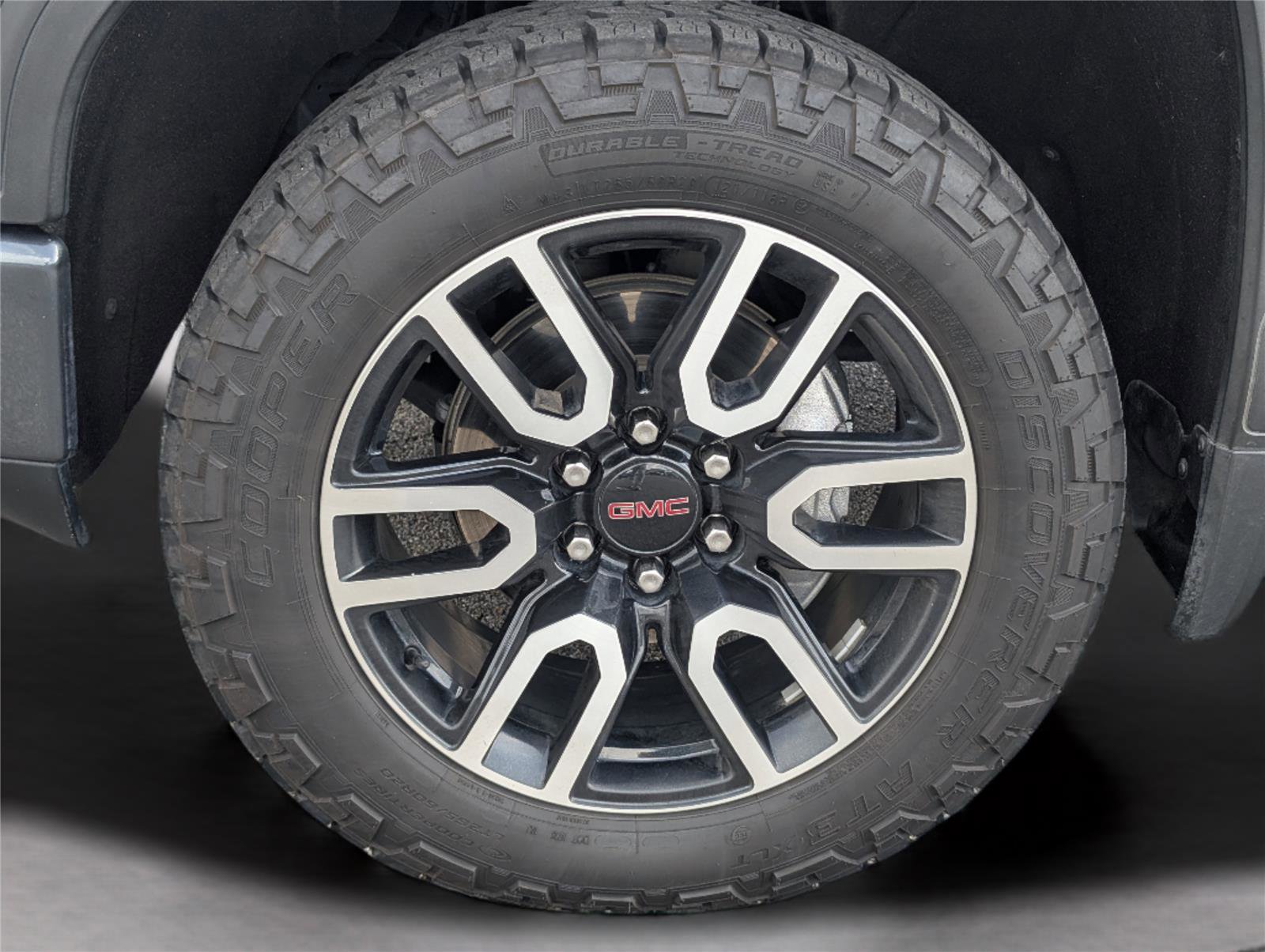 Used 2021 GMC Sierra 1500 AT4 w/ AT4 Value Package image 9