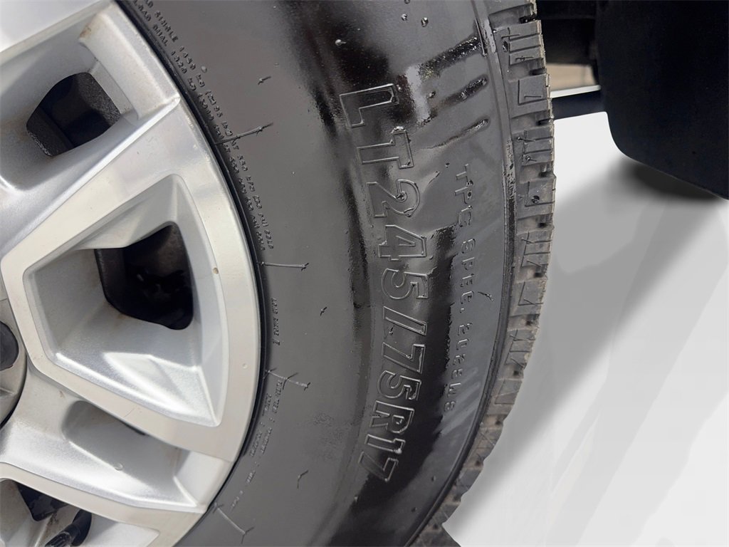 Used 2024 Chevrolet Silverado 2500 LT image 88