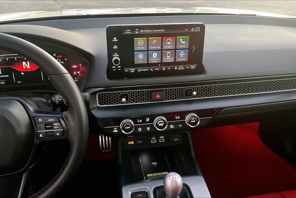 Used 2024 Honda Civic Type R image 9