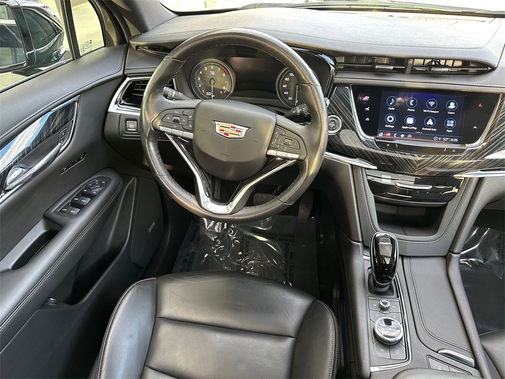 Used 2022 Cadillac XT6 Premium Luxury w/ LPO, Radiant Package image 18