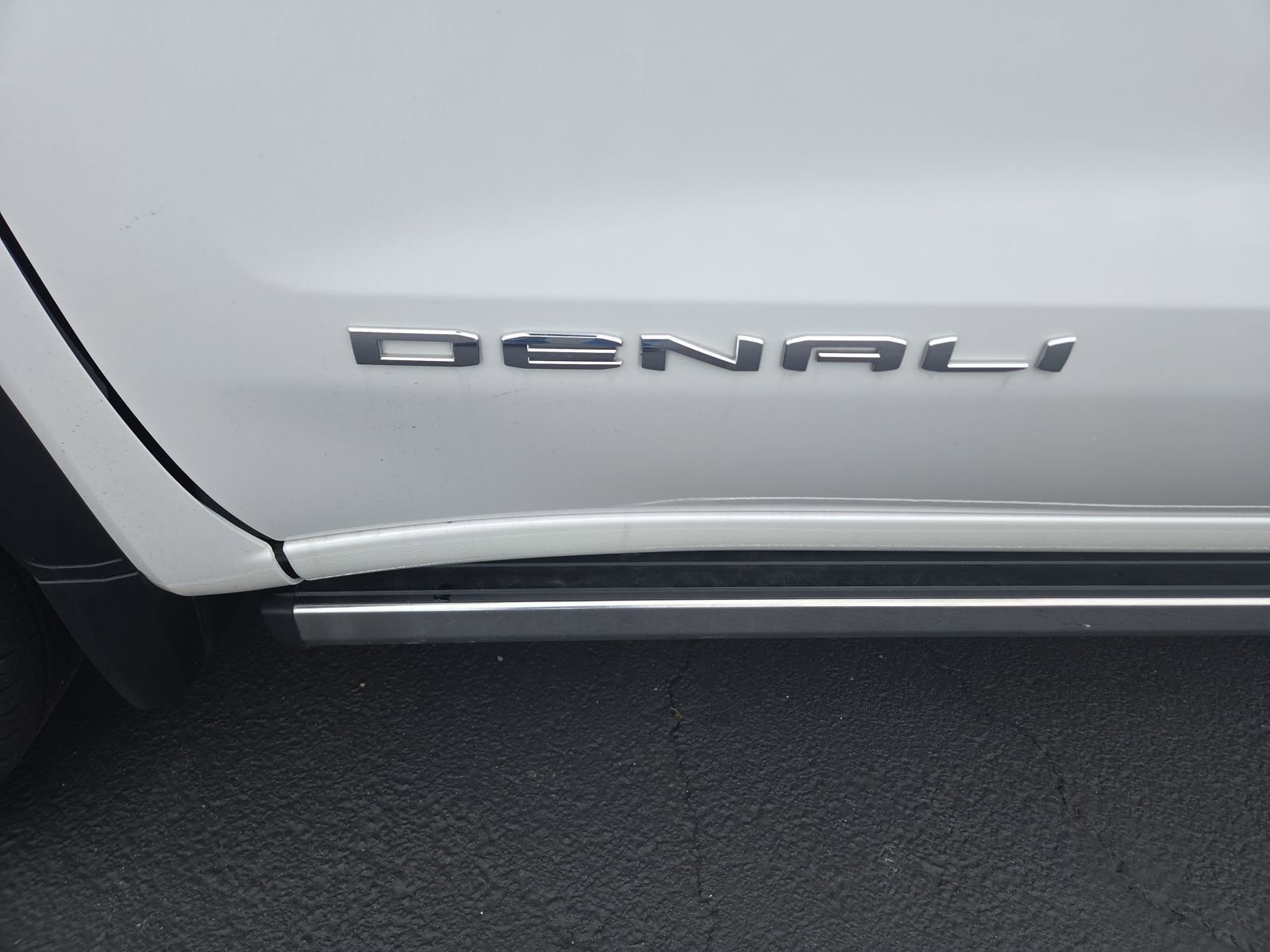 Used 2021 GMC Sierra 1500 Denali w/ Denali Ultimate Package image 11