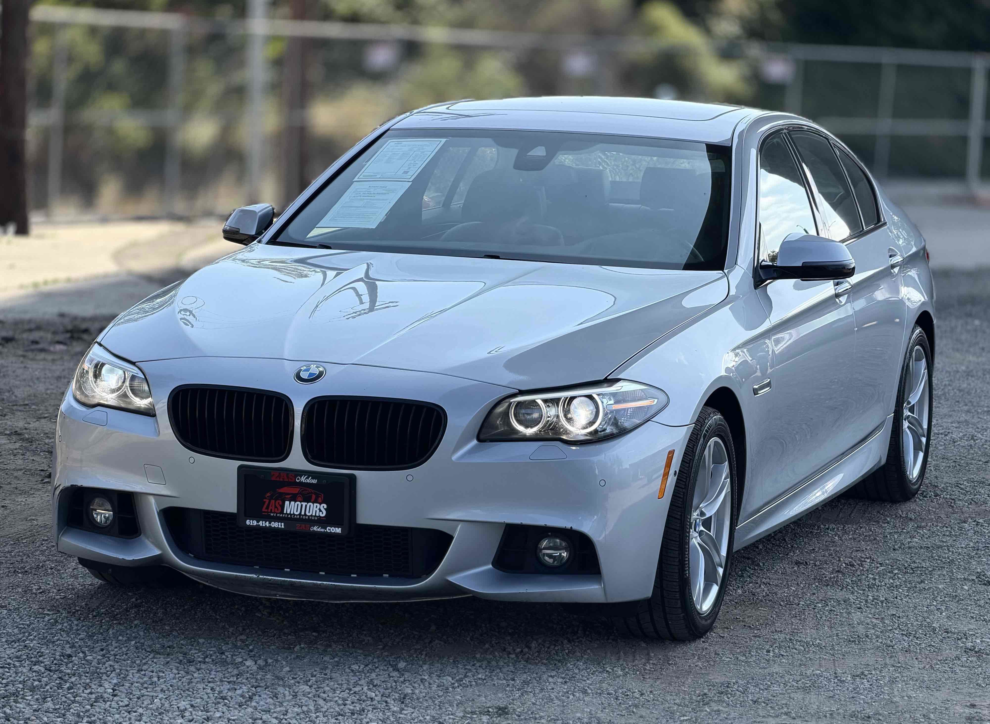 Used 2016 BMW 528i xDrive Sedan AWD/4WD image 3