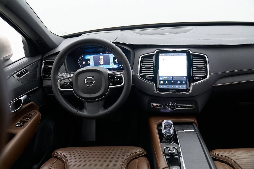 Certified 2023 Volvo XC90 B6 Ultimate AWD/4WD image 29