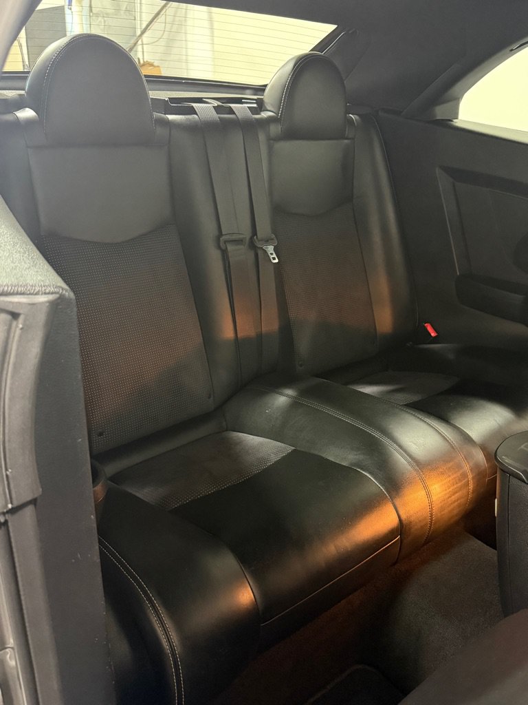 Used 2011 Chrysler 200 S FWD image 10