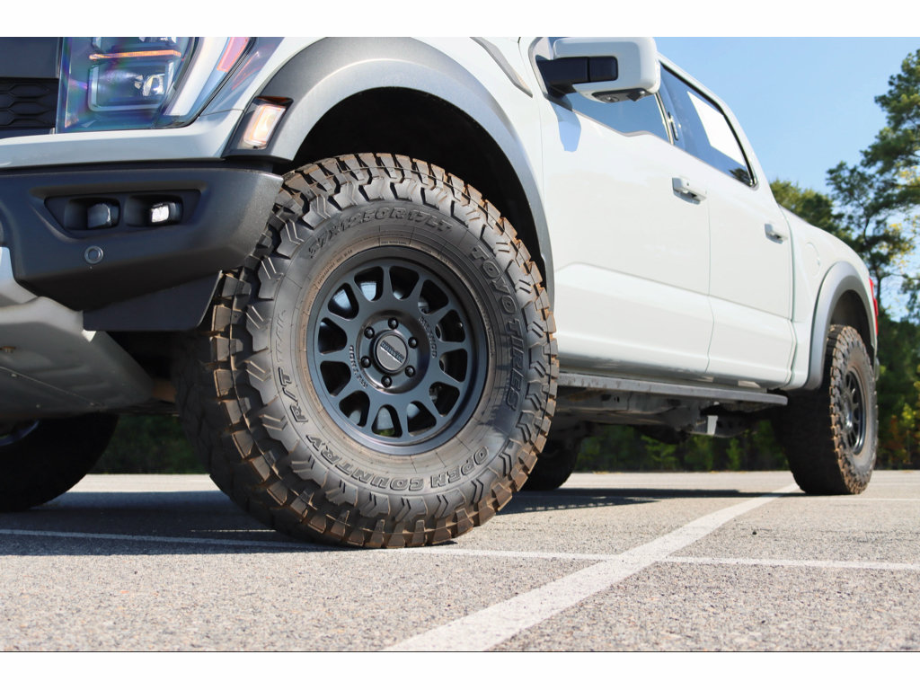 Used 2023 Ford F150 Raptor AWD/4WD image 4